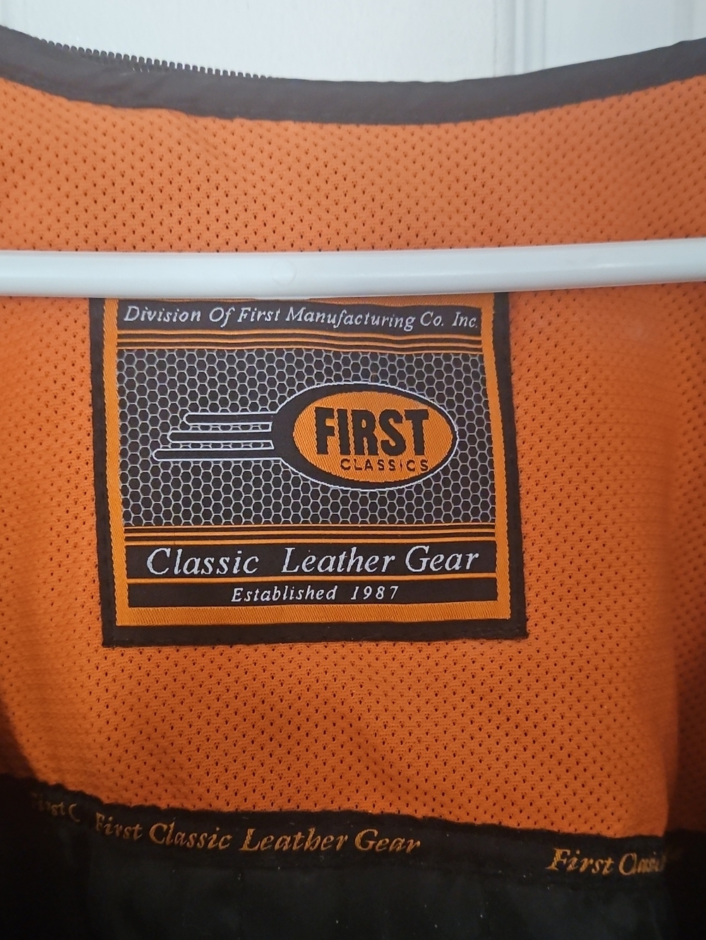 First Classics Women's Leather Motorcycle Jacket Sz M - Picture 7 of 12